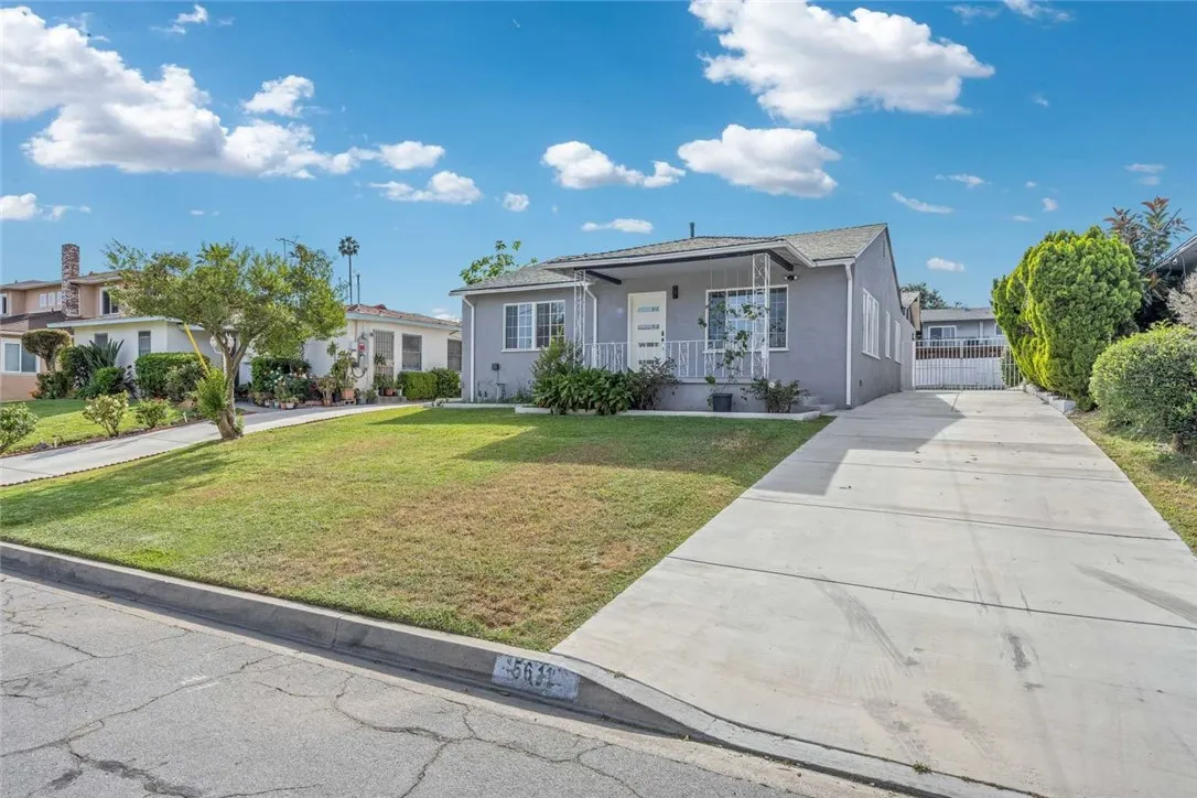 5611 Noel Dr