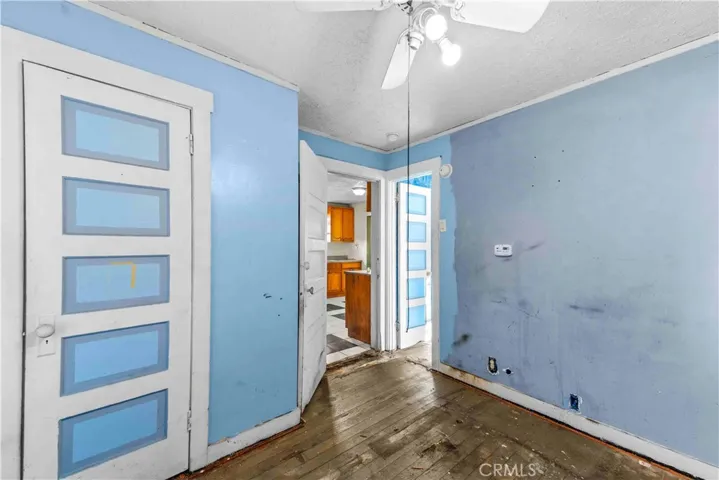 225 E 67th, Los Angeles, California 90003
