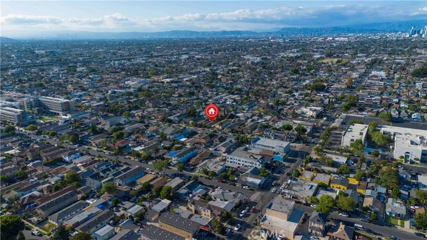 225 E 67th, Los Angeles, California 90003