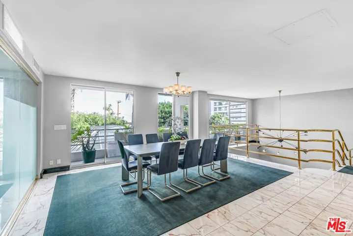 1131 Alta Loma Road 306, West Hollywood, California 90069