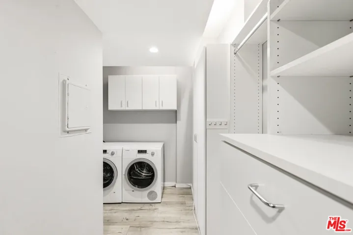 1131 Alta Loma Road 306, West Hollywood, California 90069