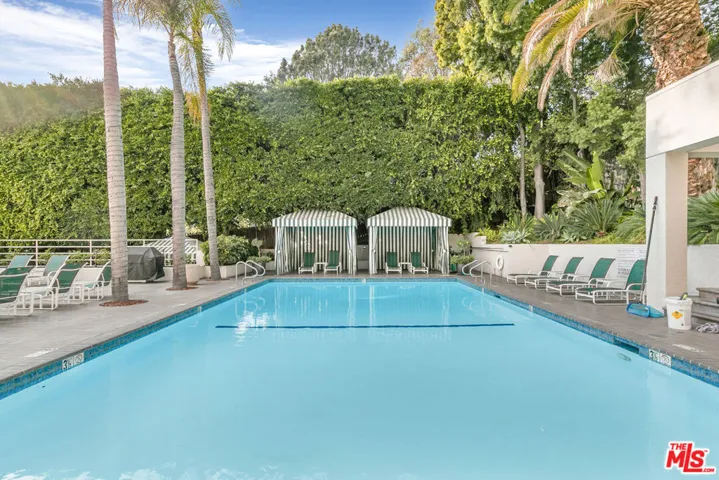 1131 Alta Loma Road 306, West Hollywood, California 90069