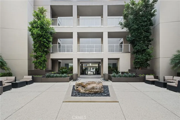 21 Gramercy 202, Irvine, California 92612