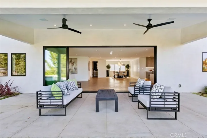 17269 Luverne Place, Encino, California 91316