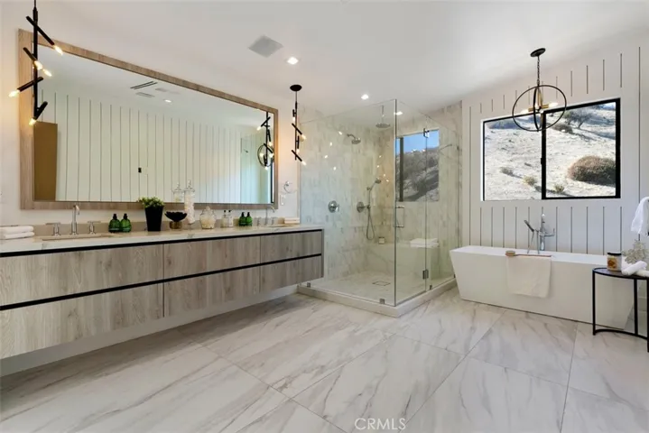 17269 Luverne Place, Encino, California 91316
