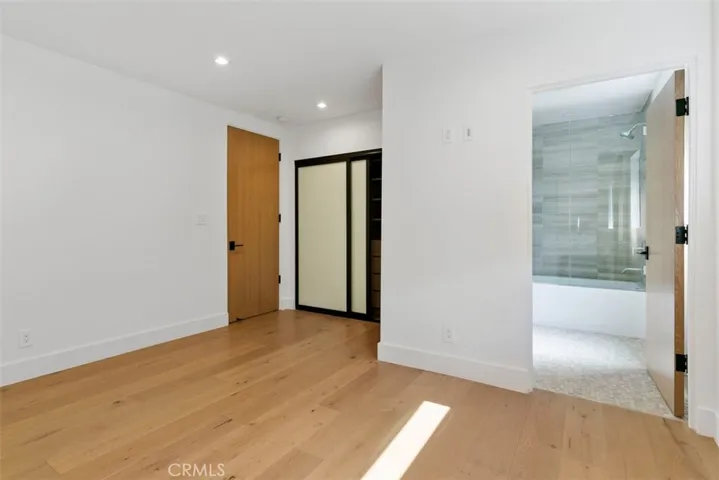 17269 Luverne Place, Encino, California 91316