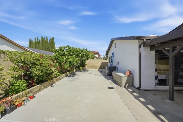 13557 Semora Place, Cerritos, California 90703