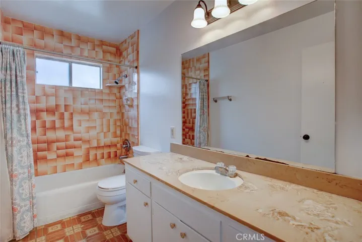 27431 Arriola Avenue, Saugus, California 91350