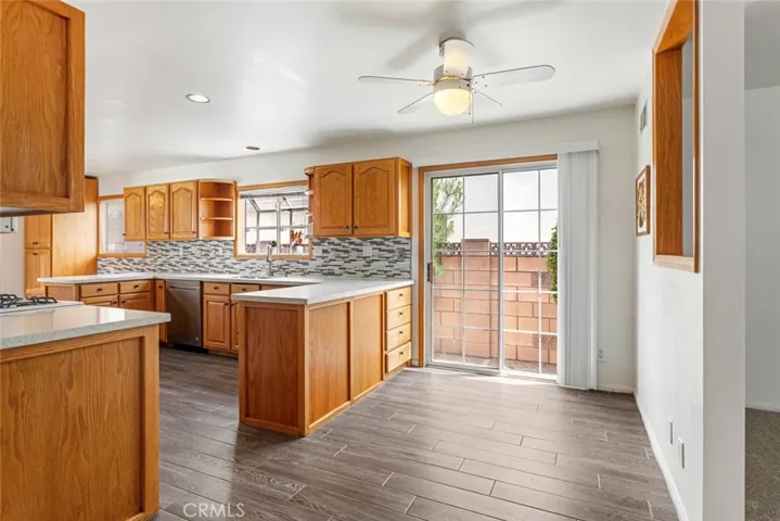 27431 Arriola Avenue, Saugus, California 91350