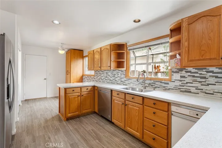 27431 Arriola Avenue, Saugus, California 91350