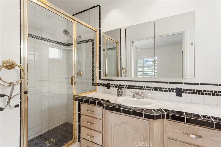 27431 Arriola Avenue, Saugus, California 91350