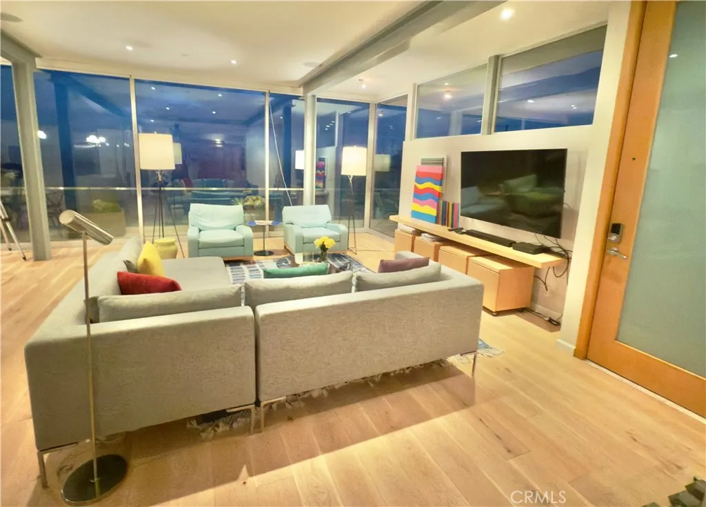 31676 Seacove Dr