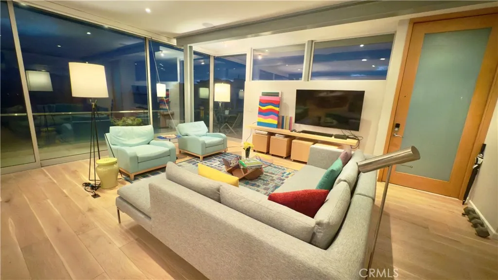 31676 Seacove Drive, Laguna Beach, California 92651 — photo 4