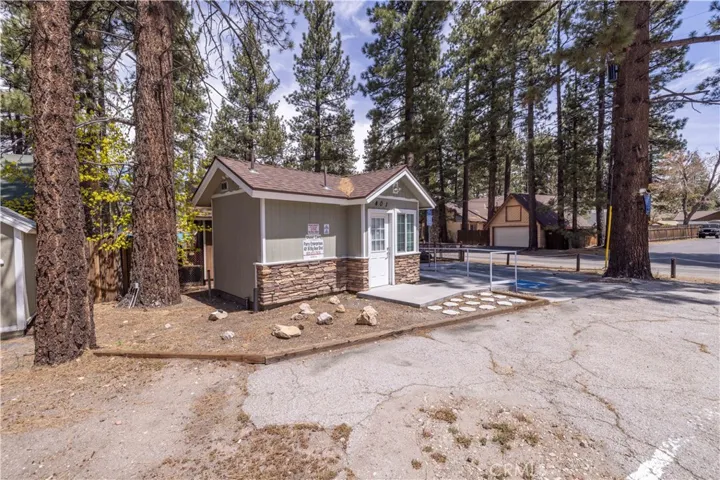 Sales Lot with Newer Office.