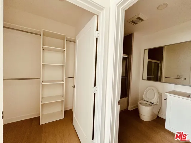 Walk in Closet