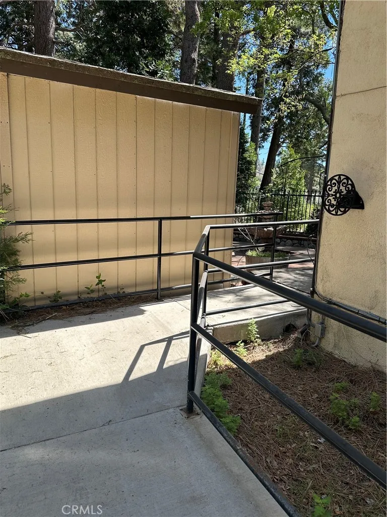 25268 Highway 18, Crestline, California 92325 — photo 4