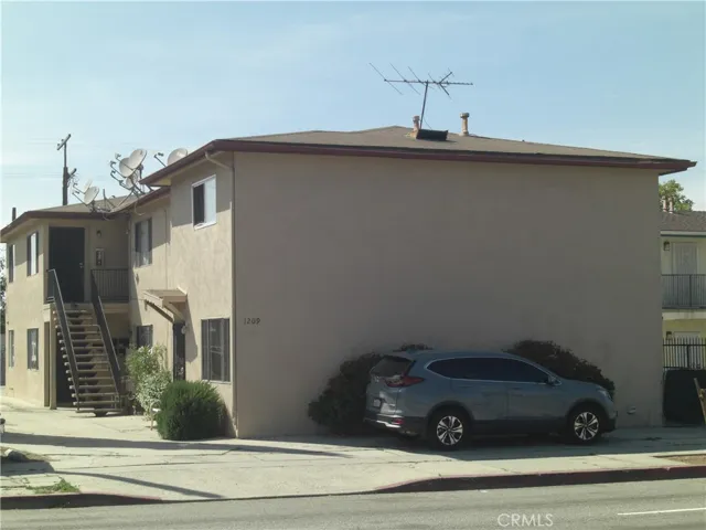 1209 N Wilmington Blvd., Wilmington, California 90744