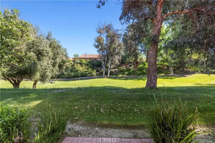 19958 Avenue Of The Oaks, Newhall, California 91321 — photo 4