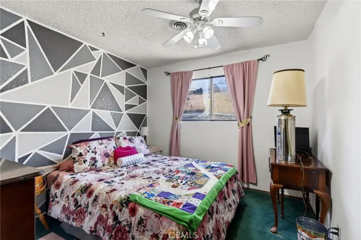 2888 Meadow Creek, Clearlake Oaks, California 95423