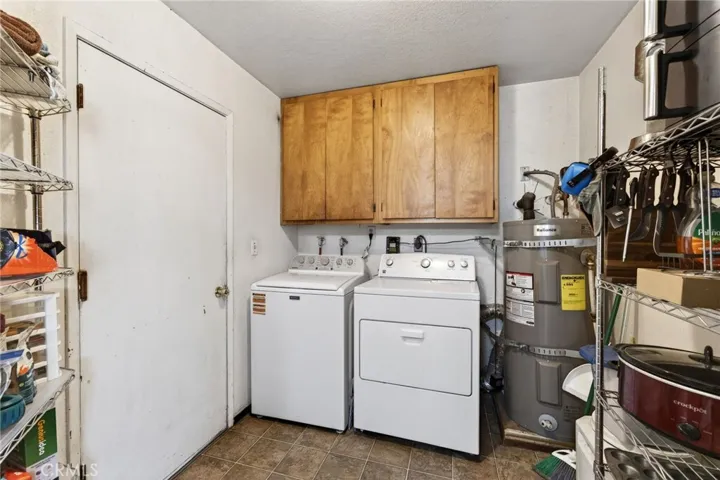 2888 Meadow Creek, Clearlake Oaks, California 95423