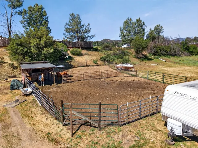 2888 Meadow Creek, Clearlake Oaks, California 95423