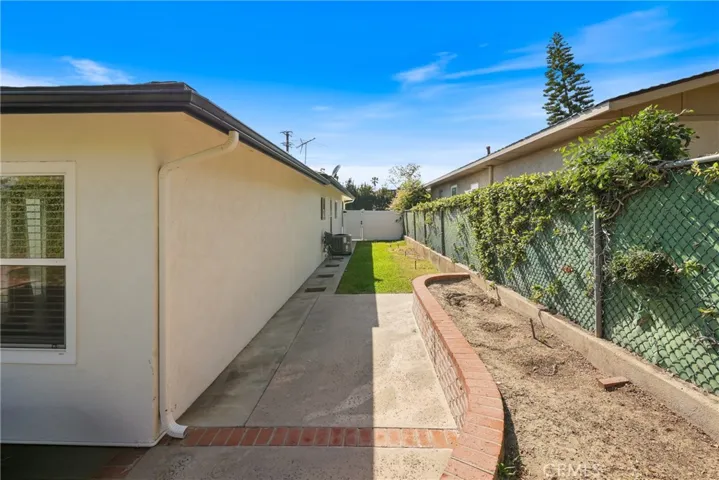 812 N Euclid, Fullerton, California 92832