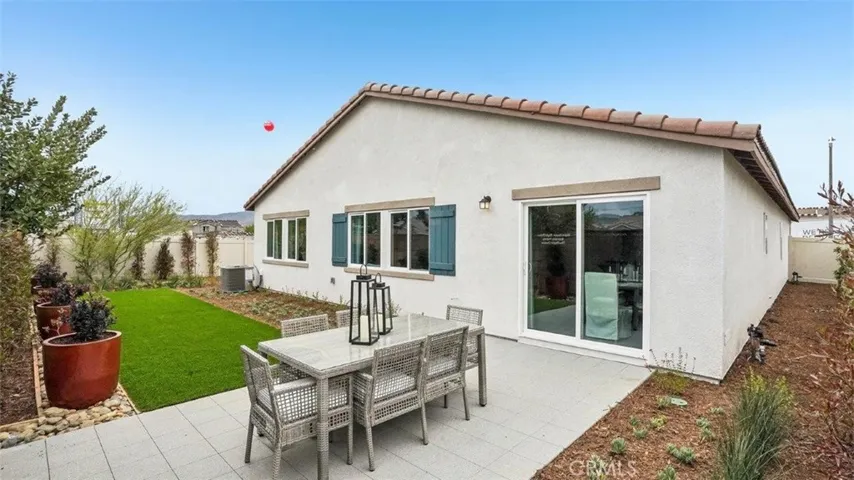 442 Baneberry Place, San Jacinto, California 92582
