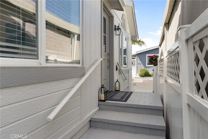 268 Revere Way, Newport Beach, California 92660