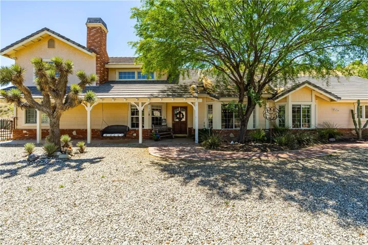 13602 Sego, Agua Dulce, California 91390