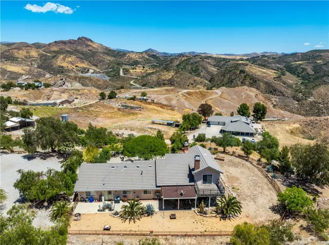 13602 Sego, Agua Dulce, California 91390