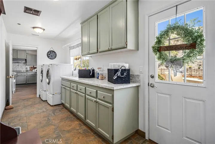 13602 Sego, Agua Dulce, California 91390