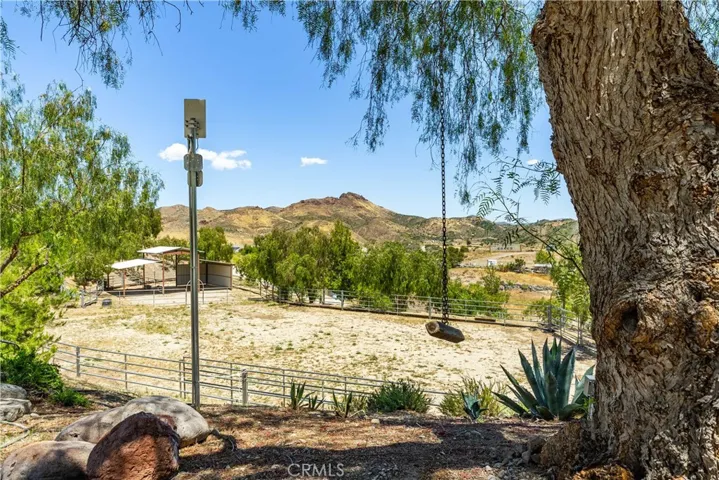 13602 Sego, Agua Dulce, California 91390