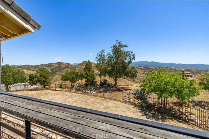 13602 Sego, Agua Dulce, California 91390