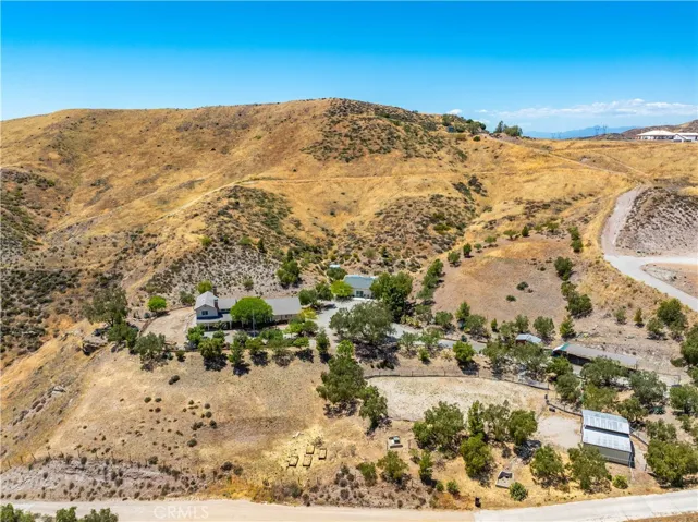 13602 Sego, Agua Dulce, California 91390