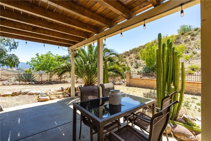 13602 Sego, Agua Dulce, California 91390