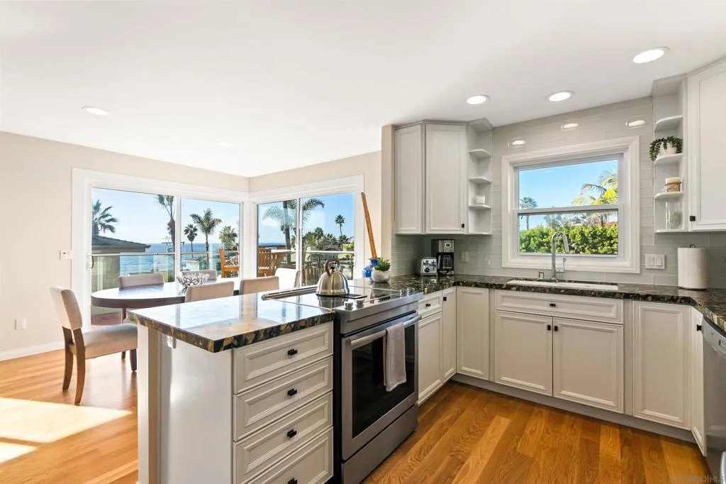 253 Gravilla Street, La Jolla, California 92037 — photo 5