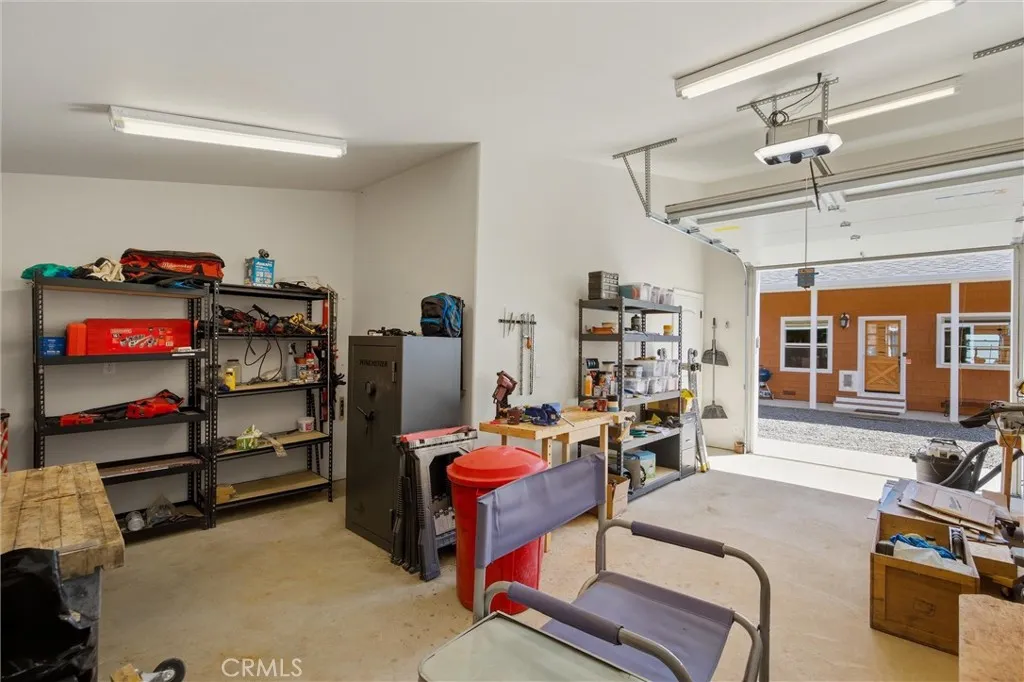 3rd Garage & Workshop