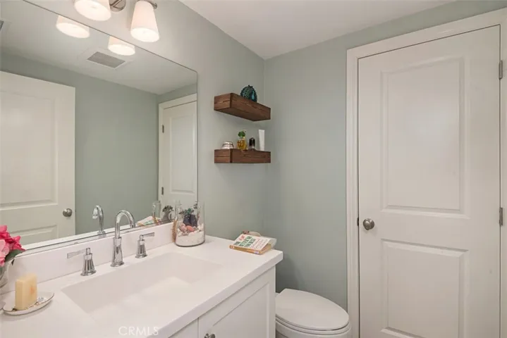 274 Rodeo, Irvine, California 92602