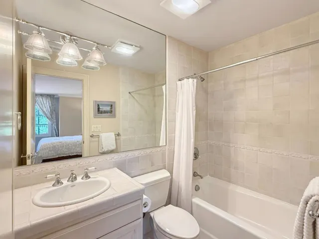 1526 Hillview Drive, Los Altos, California 94024