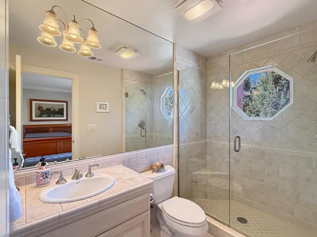 1526 Hillview Drive, Los Altos, California 94024