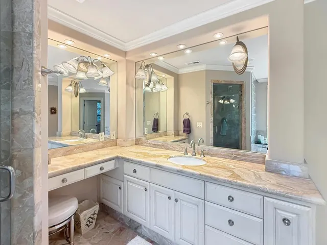 1526 Hillview Drive, Los Altos, California 94024