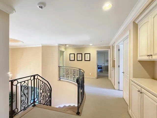 1526 Hillview Drive, Los Altos, California 94024