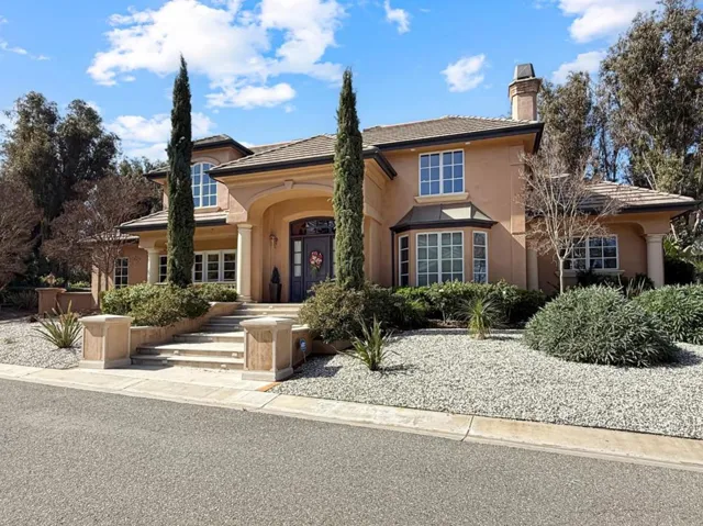 1526 Hillview Drive, Los Altos, California 94024