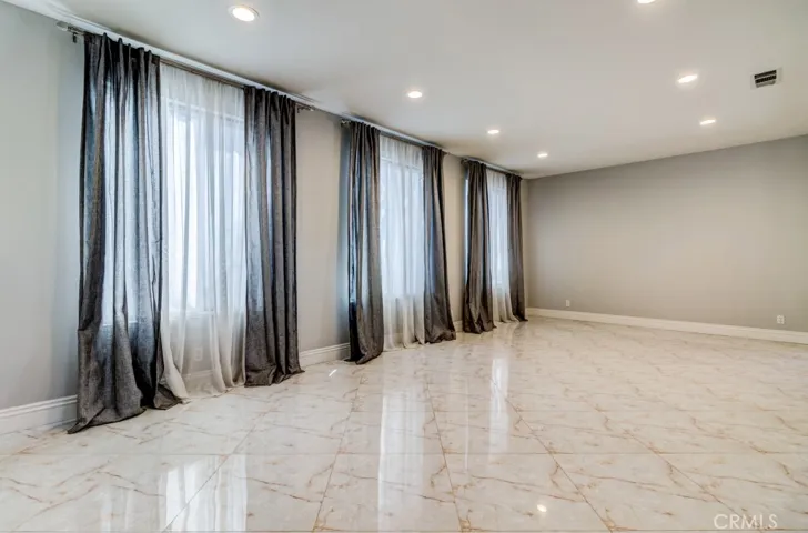8 Zinnia, Irvine, California 92618