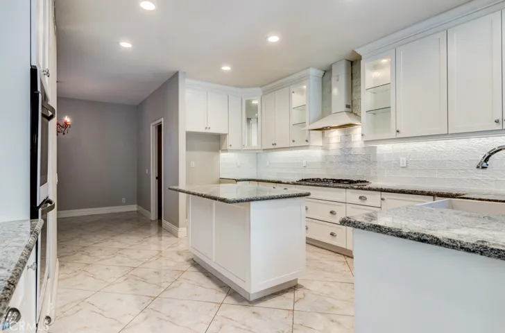 8 Zinnia, Irvine, California 92618