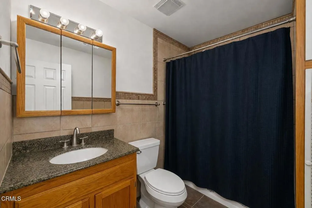 Bathroom 1 Keep
