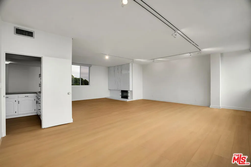 17352 W Sunset Boulevard 606, Pacific Palisades, California 90272 — photo 5