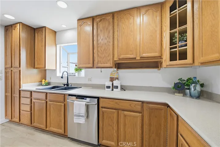 16202 Marlinton, Whittier, California 90604
