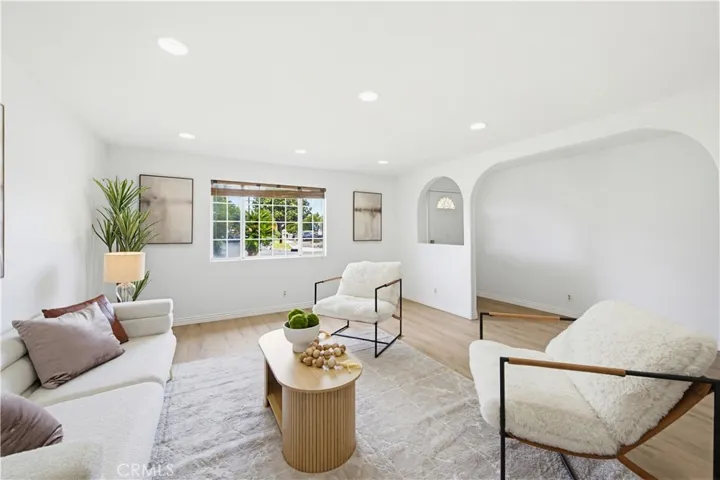 16202 Marlinton, Whittier, California 90604