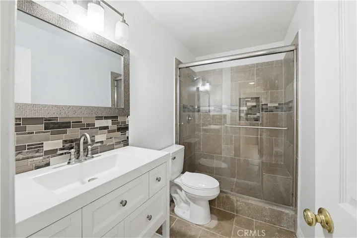 16202 Marlinton, Whittier, California 90604